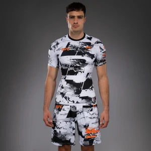 UFC Zenith by Venum Authentic Fight Week Rashguard maniche corte Performance Uomo - Bianco