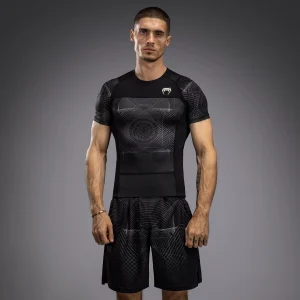 Venum G-Fit Air Rashguard a maniche Corte - Nero Profondo/Sabbia Del Deserto