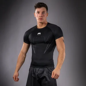 Venum Edge Rashguard a Maniche Corte – Nero/Sabbia