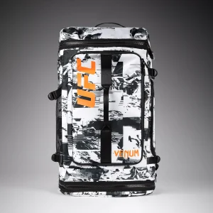 UFC Zenith by Venum Authentic Fight Week Borsa sportiva - Bianca